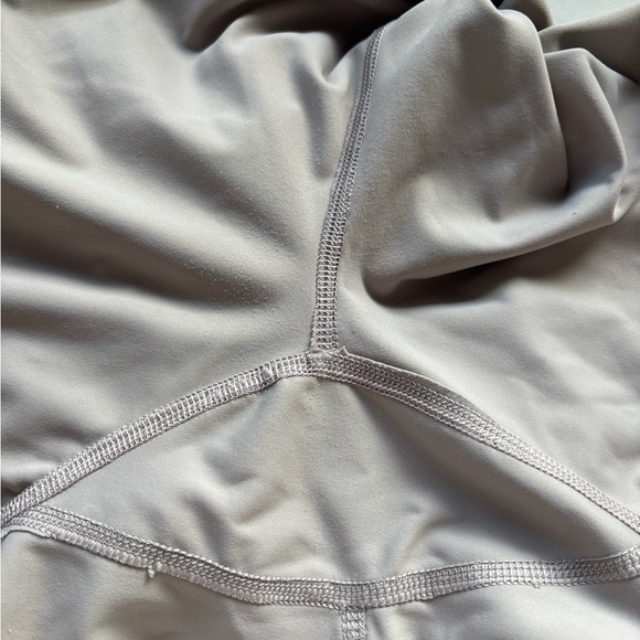 Amazon Essentials Activewear Set - Picture 8 of 8